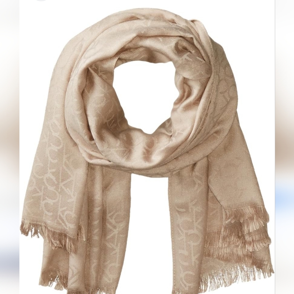 Calvin klien scarf